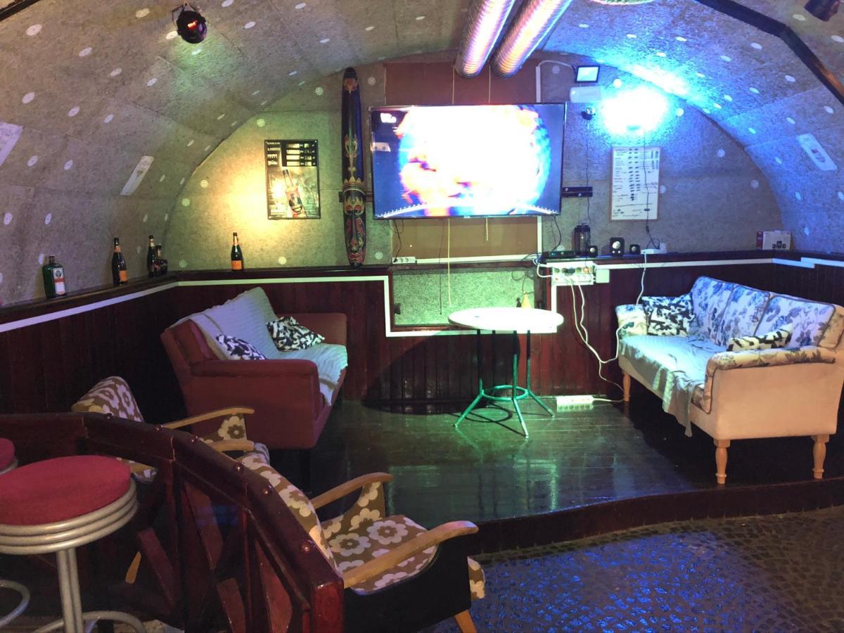 Whole Basement Former Pub 5 For Stag Do Budapest Exterior foto